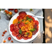 Südasuvine tomatisalat